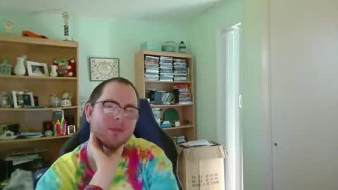 Andrew or Smiley Read the message in bold above the bio design for info on the situation. online show from 10.06.25