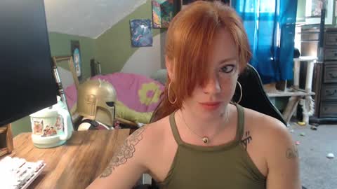 AstraeaSiren online show from 09.19.25