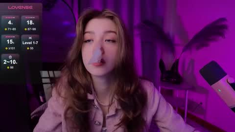 Snapshot of astramist chatting on 09.30.25 astramist online show from 09.30.25