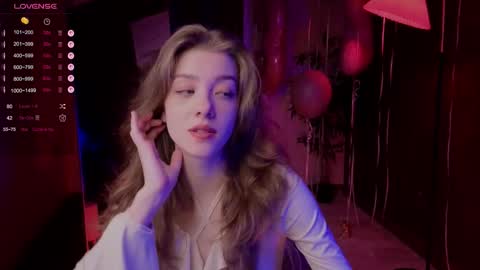 Snapshot of astramist chatting on 10.21.25 astramist online show from 10.21.25