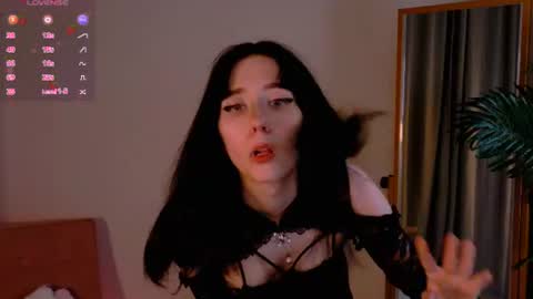 Snapshot of asuka_miu chatting on 06.22.26 Asuka online show from 06.22.26