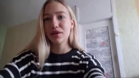 Snapshot of asuncionedgeman chatting on 10.17.25 Diana online show from 10.17.25