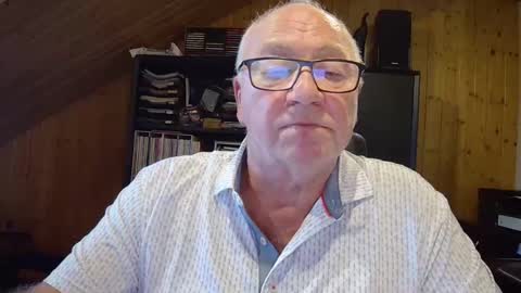 Snapshot of asusandy chatting on 11.08.25 asusandy online show from 11.08.25