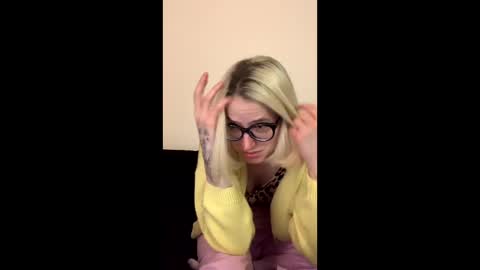 asya_new online show from 10.19.25