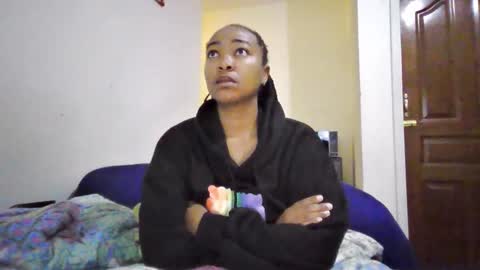 Snapshot of atara_seren chatting on 05.21.26 atara_seren online show from 05.21.26