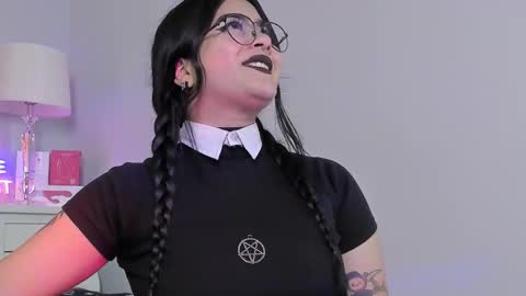 Athena online show from 12.03.25