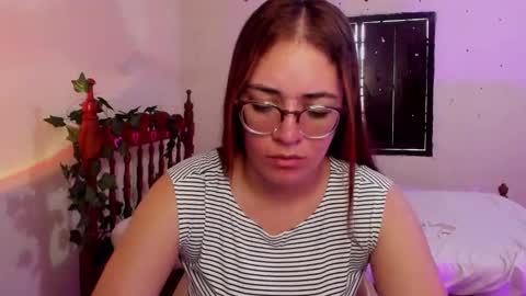 Snapshot of atenas__05 chatting on 12.27.24 atenas online show from 12.27.24