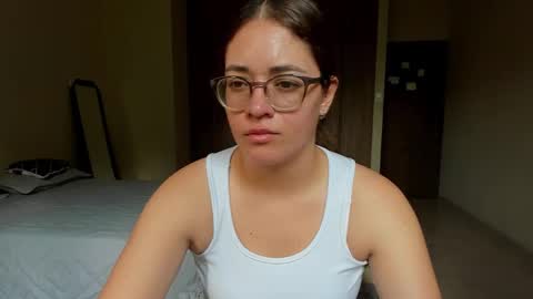 Snapshot of atenas__05 chatting on 01.24.25 atenas online show from 01.24.25