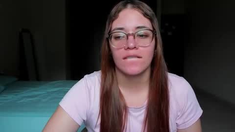 Snapshot of atenas__05 chatting on 02.04.25 atenas online show from 02.04.25