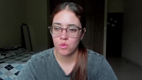 Snapshot of atenas__05 chatting on 02.11.25 atenas online show from 02.11.25