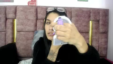 Snapshot of atenea_420 chatting on 05.26.26 COLOMBIA online show from 05.26.26