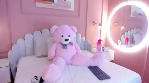 Athenea online show from 04.07.26