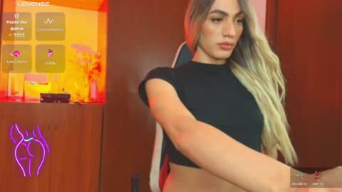 Snapshot of atenea_fit chatting on 05.16.26 atenea_fit online show from 05.16.26