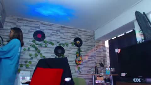 Atenea online show from 01.21.25