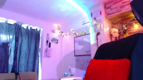 Atenea online show from 02.18.25