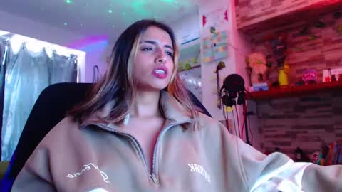 Atenea online show from 03.02.25