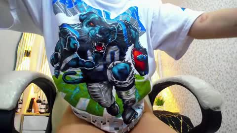 Snapshot of athenasexxxy chatting on 10.09.25 athenasexxxy online show from 10.09.25