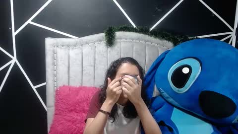 Snapshot of athenayoness chatting on 12.24.24 athenayoness online show from 12.24.24