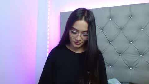 Athenea online show from 10.17.25