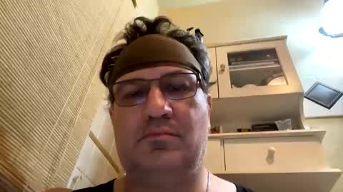 Snapshot of atozzzz chatting on 10.12.25 atozzzz online show from 10.12.25