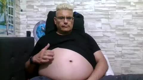 Snapshot of atr2424293280 chatting on 02.15.26 A online show from 02.15.26