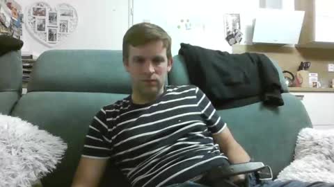 Snapshot of attom88 chatting on 03.08.25 SomeFun online show from 03.08.25