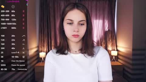 Snapshot of audiedelorbe chatting on 10.03.25 Jolyn online show from 10.03.25