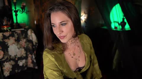 Audrey online show from 11.04.25