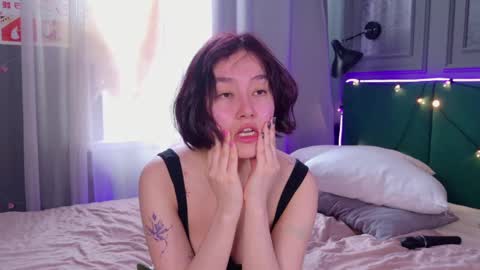 Snapshot of audreyalright chatting on 03.04.25 Audrey online show from 03.04.25
