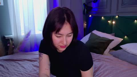 Snapshot of audreyalright chatting on 03.11.25 Audrey online show from 03.11.25