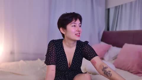 Snapshot of audreyalright chatting on 09.18.25 Audrey online show from 09.18.25