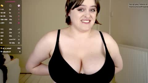 Snapshot of audreyjacq chatting on 09.17.25 Audrey Jacq online show from 09.17.25