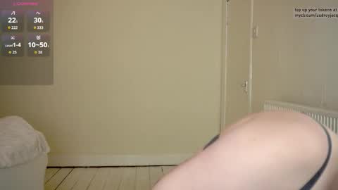 Snapshot of audreyjacq chatting on 11.03.25 Audrey Jacq online show from 11.03.25