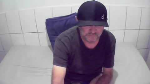 Snapshot of augustopierdona26 chatting on 07.23.26 cesar augusto online show from 07.23.26