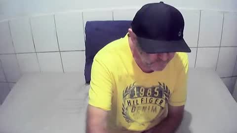 Snapshot of augustopierdona26 chatting on 07.26.26 cesar augusto online show from 07.26.26
