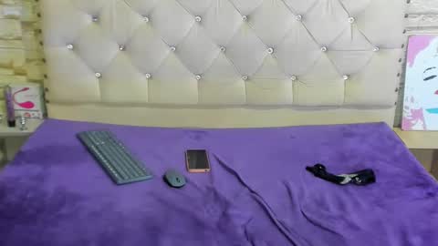 Snapshot of aura_love69 chatting on 02.05.25 Monii Yi online show from 02.05.25