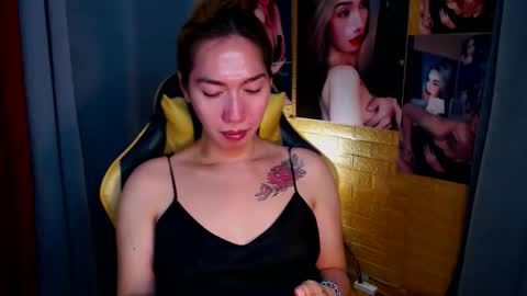 Miss awra online show from 09.12.25