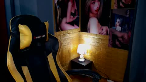 Miss awra online show from 10.09.25