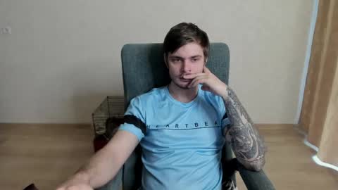 Snapshot of aurelius_x1 chatting on 04.28.26 Maks online show from 04.28.26