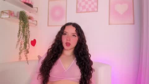 Aurora online show from 10.07.25