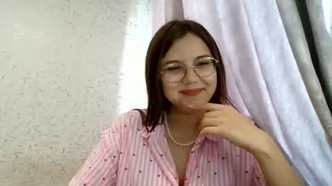 Snapshot of aurora_breeze chatting on 08.03.26 Kiara Xanthe online show from 08.03.26