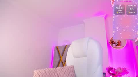 Aurora online show from 01.08.25