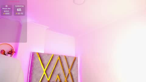 Aurora online show from 02.04.25