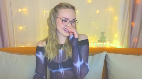 Kate online show from 02.12.25