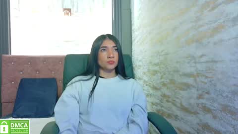 Snapshot of aurora_jones1 chatting on 09.28.25 Aurora online show from 09.28.25