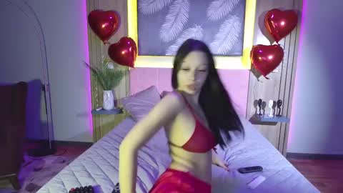 Snapshot of aurora_radiance chatting on 02.14.25 Serena online show from 02.14.25