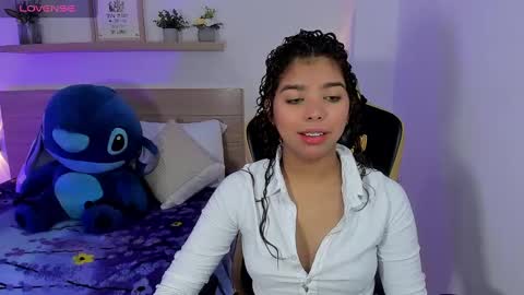 aurora_rodriguez online show from 12.22.24