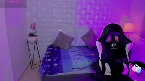 aurora_rodriguez online show from 10.27.25