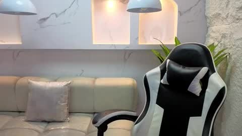 Snapshot of aurora_tp chatting on 02.20.26 AURORA online show from 02.20.26