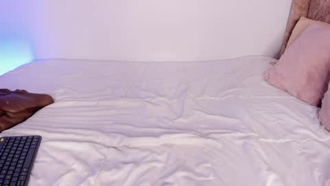 ...  ... online show from 04.14.26